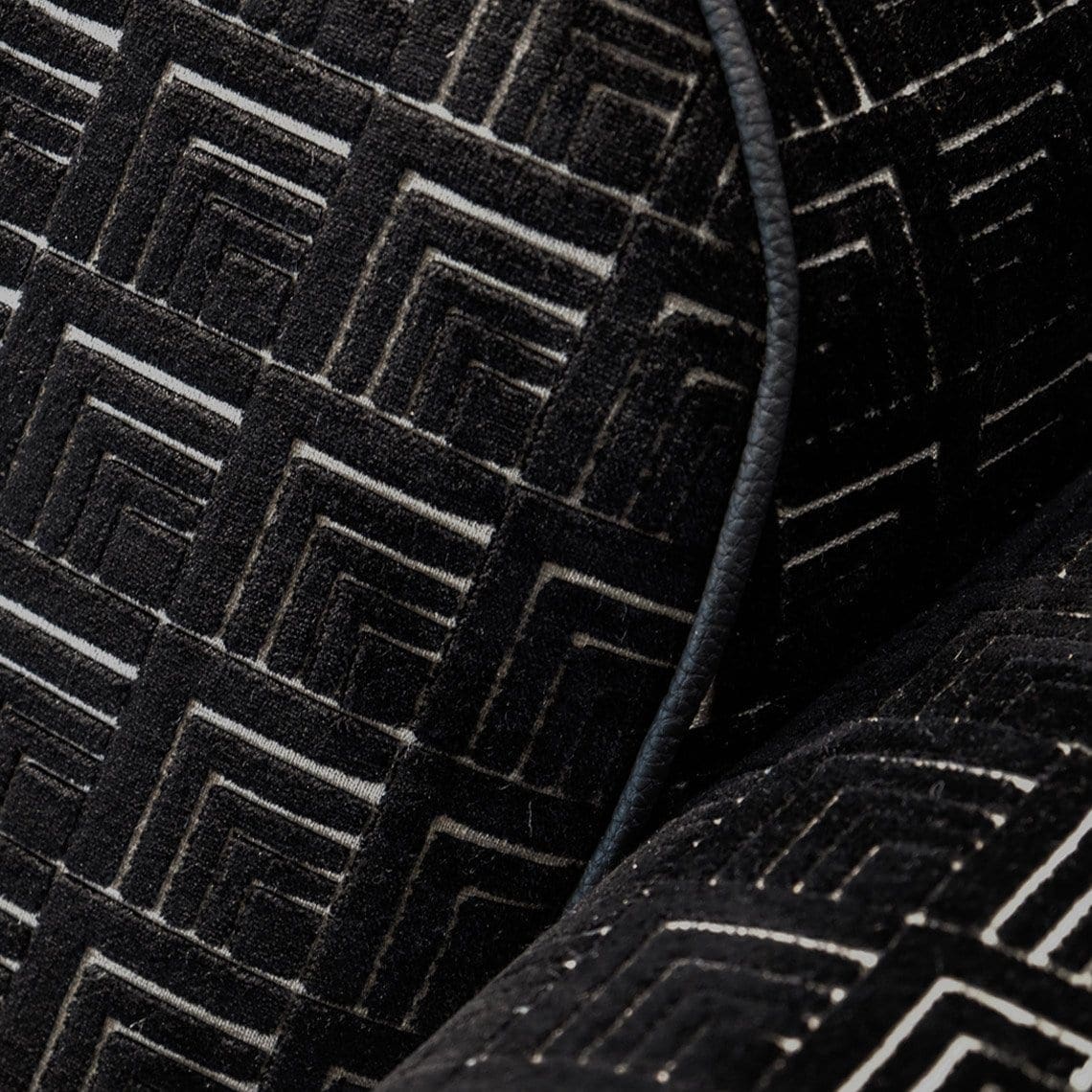 Blog black is black