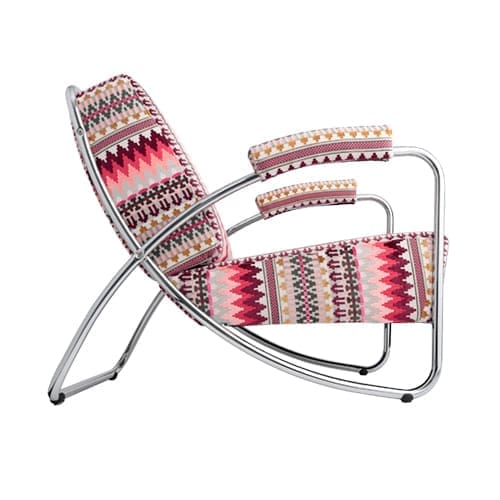 Een moderne, kleurrijke fauteuil met een eclectisch karakter. De Dyker 20 maakt elk interieur uniek.