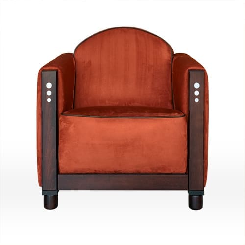 Rooker 03 fauteuil Mezzola Rosewood in vegan suede van Designers Guild met donker houten frame – ook leverbaar in leer.