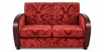 Art Deco Rooker 02 bank van Dutch Seating Company bekleed met rode Nobilis Velours Orme 11035.58 en donkere houten armleuningen. DSCO.NL